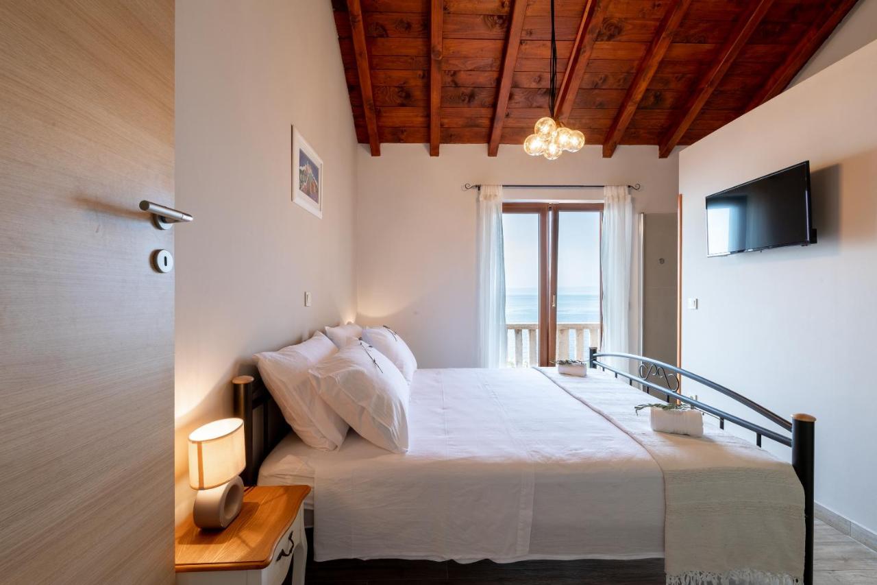 Seafront Villa Endless View Blato  Exterior photo