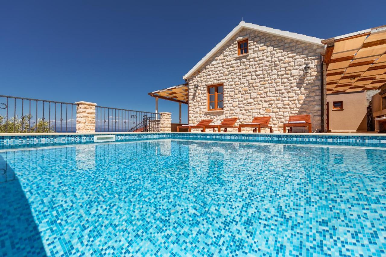 Seafront Villa Endless View Blato  Exterior photo
